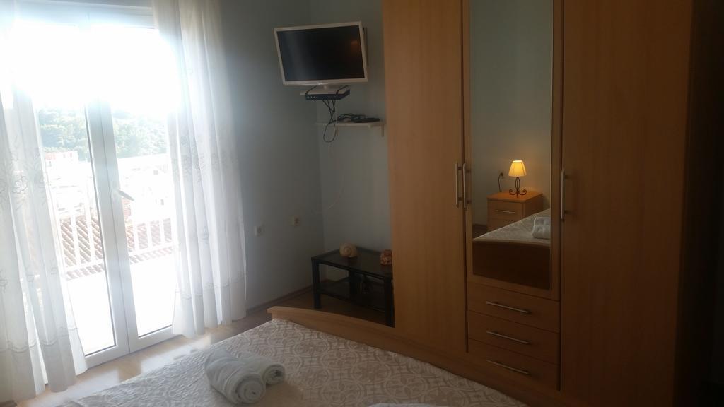 Vucic Apartments Хвар Экстерьер фото